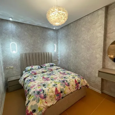 Apartment Khvicha Batumi Exterior photo